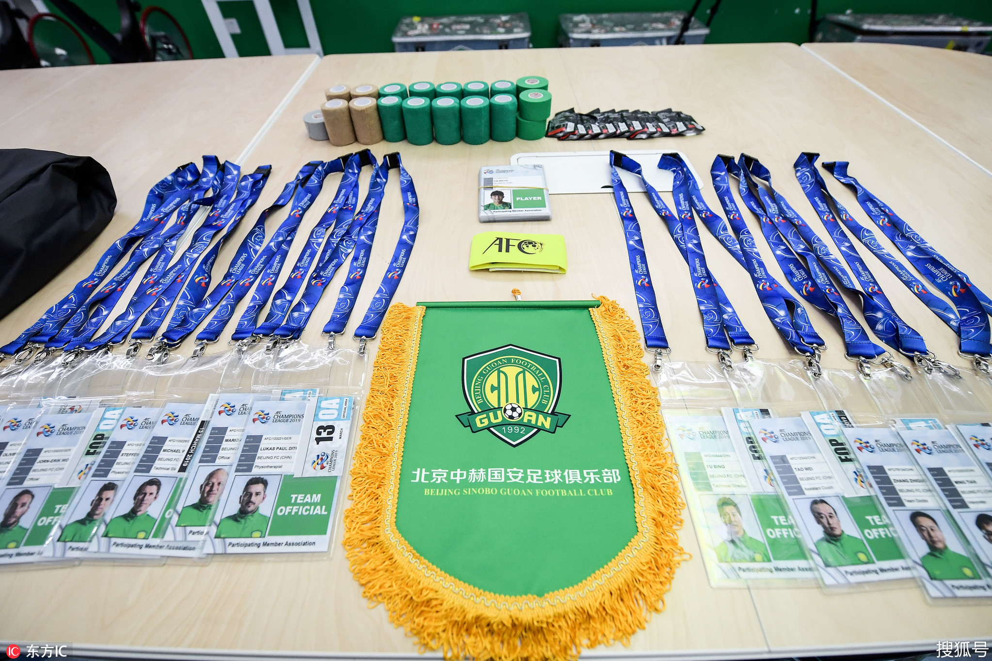 问鼎国际-门兴格拉德巴赫内部会议纪要流出：赛前手感冰凉，亚冠使命明确，更衣室氛围转暖(美因茨vs门兴格拉德巴赫)