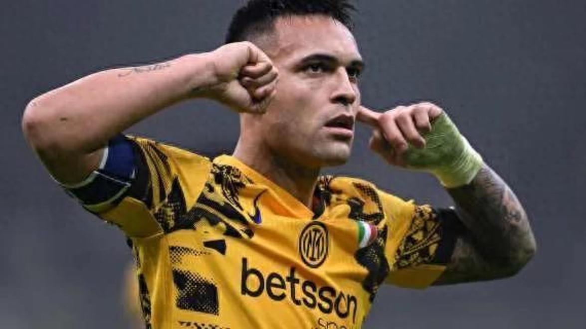 问鼎国际-荷甲国际比赛日走向成谜，国际米兰主帅复盘，气氛紧张，年轻球员得到机会的简单介绍